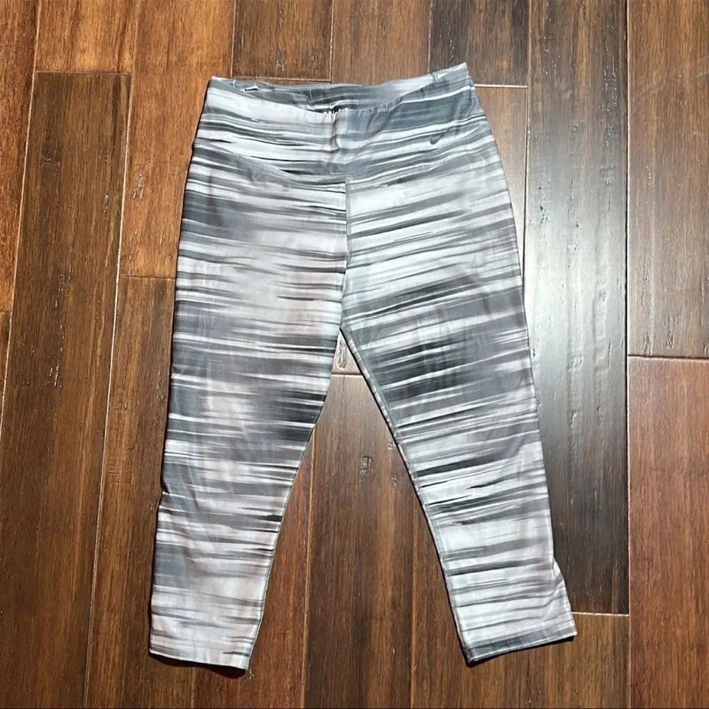 Nike Ladies Leggings